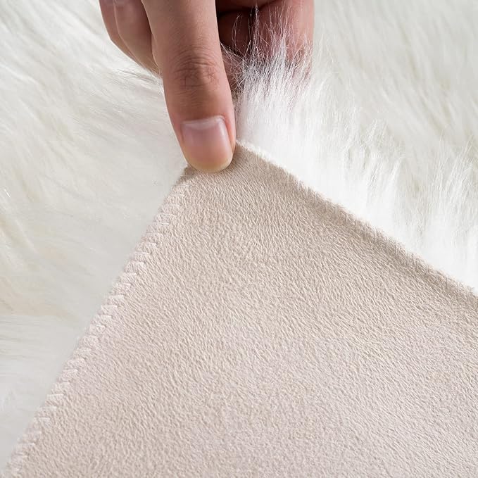 Ciicool Faux Fur Rug for Bedroom, Washable Fuzzy Runner Thick Fur Area Rug - Image 5