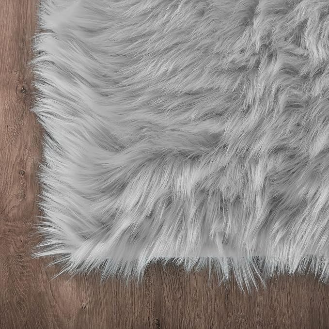 Latepis 3x5 Faux Sheepskin Rug, Faux Fur Rug - Image 5